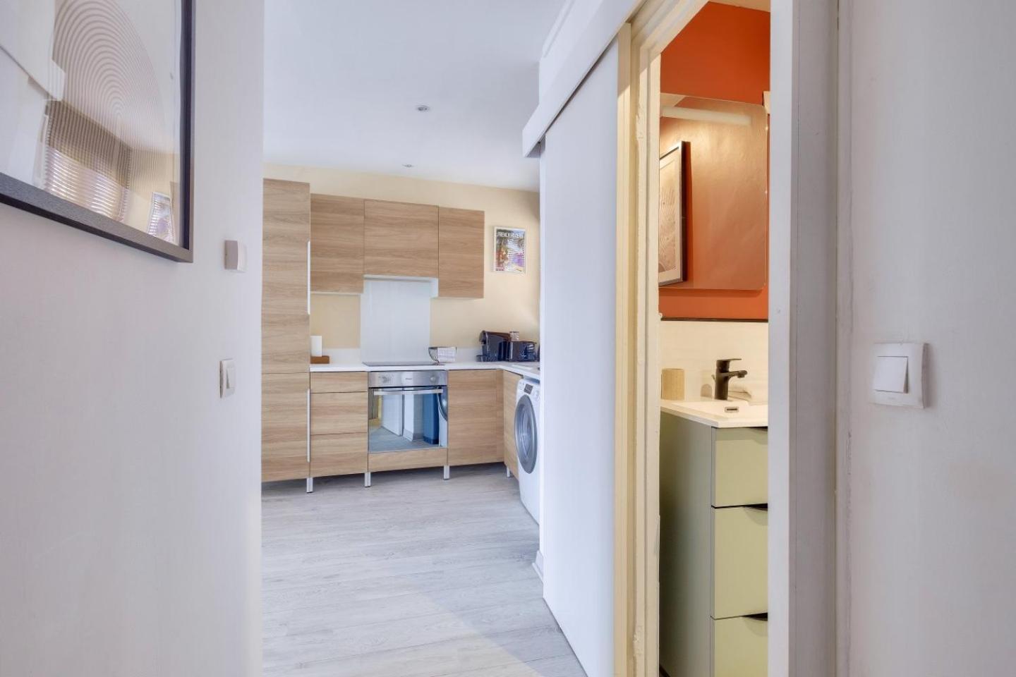 Apartment Lovely 1 Bedroom Flat In The Heart Of
